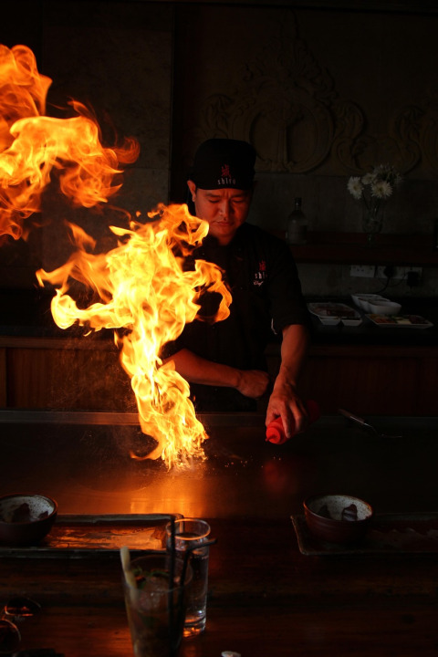 japanese chef cooking
